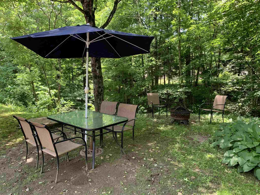 66 Town Pound Road Campton NH 03223