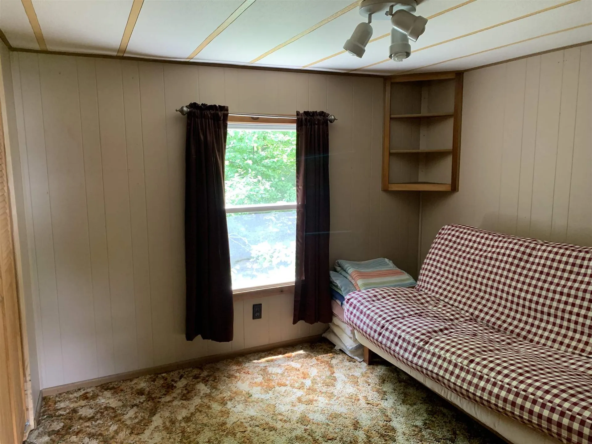 66 Town Pound Road Campton NH 03223
