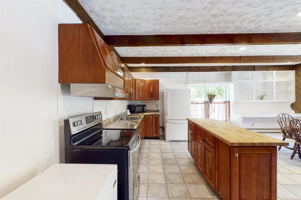 278 Union Road Belmont NH 03220