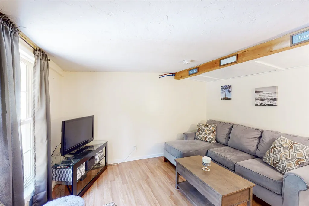 278 Union Road Belmont NH 03220