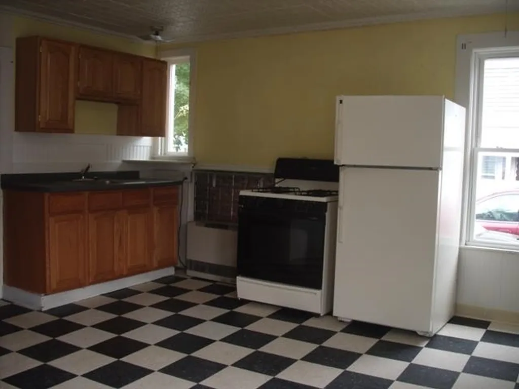 77-79 Elm Street Claremont NH 03743