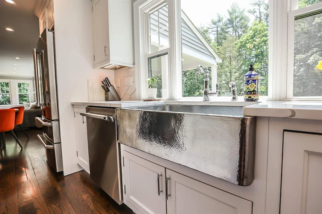 43 Crestwood Drive Hollis NH 03049