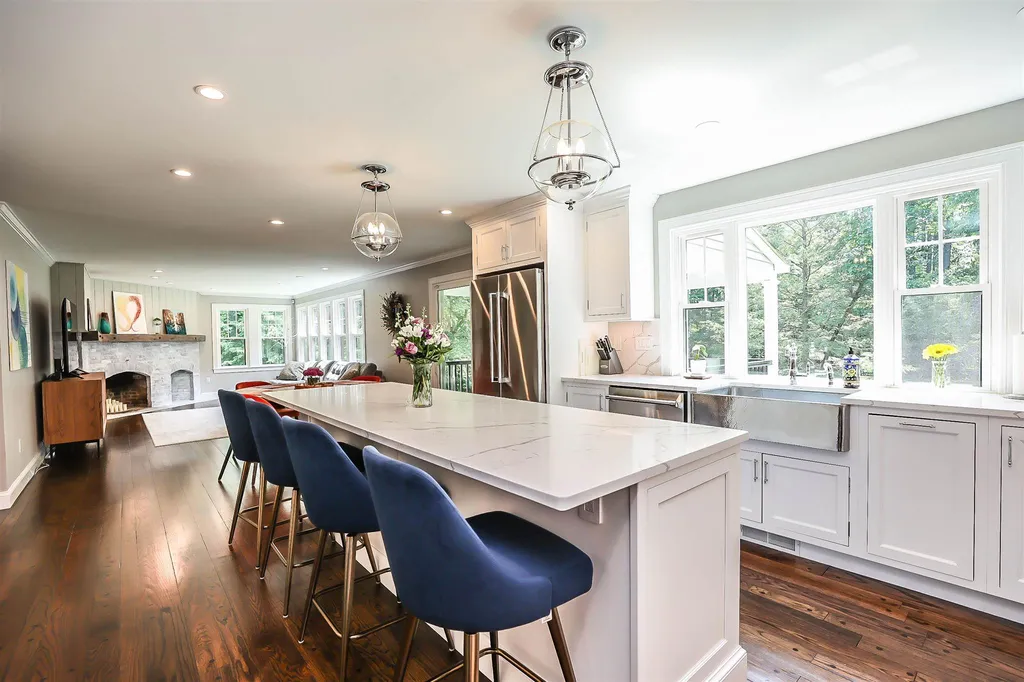 43 Crestwood Drive Hollis NH 03049