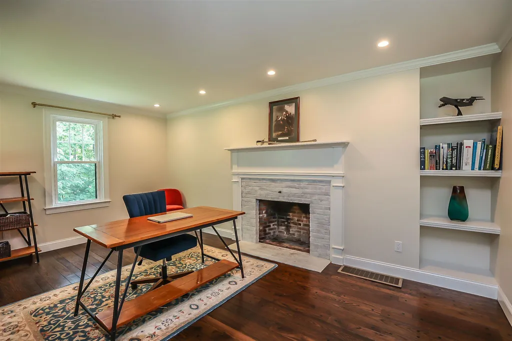 43 Crestwood Drive Hollis NH 03049