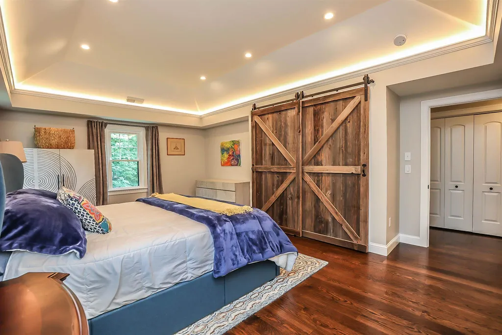 43 Crestwood Drive Hollis NH 03049