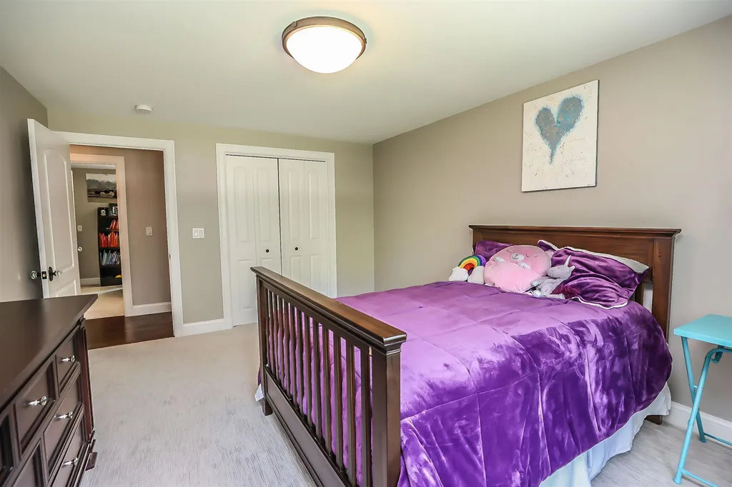 43 Crestwood Drive Hollis NH 03049