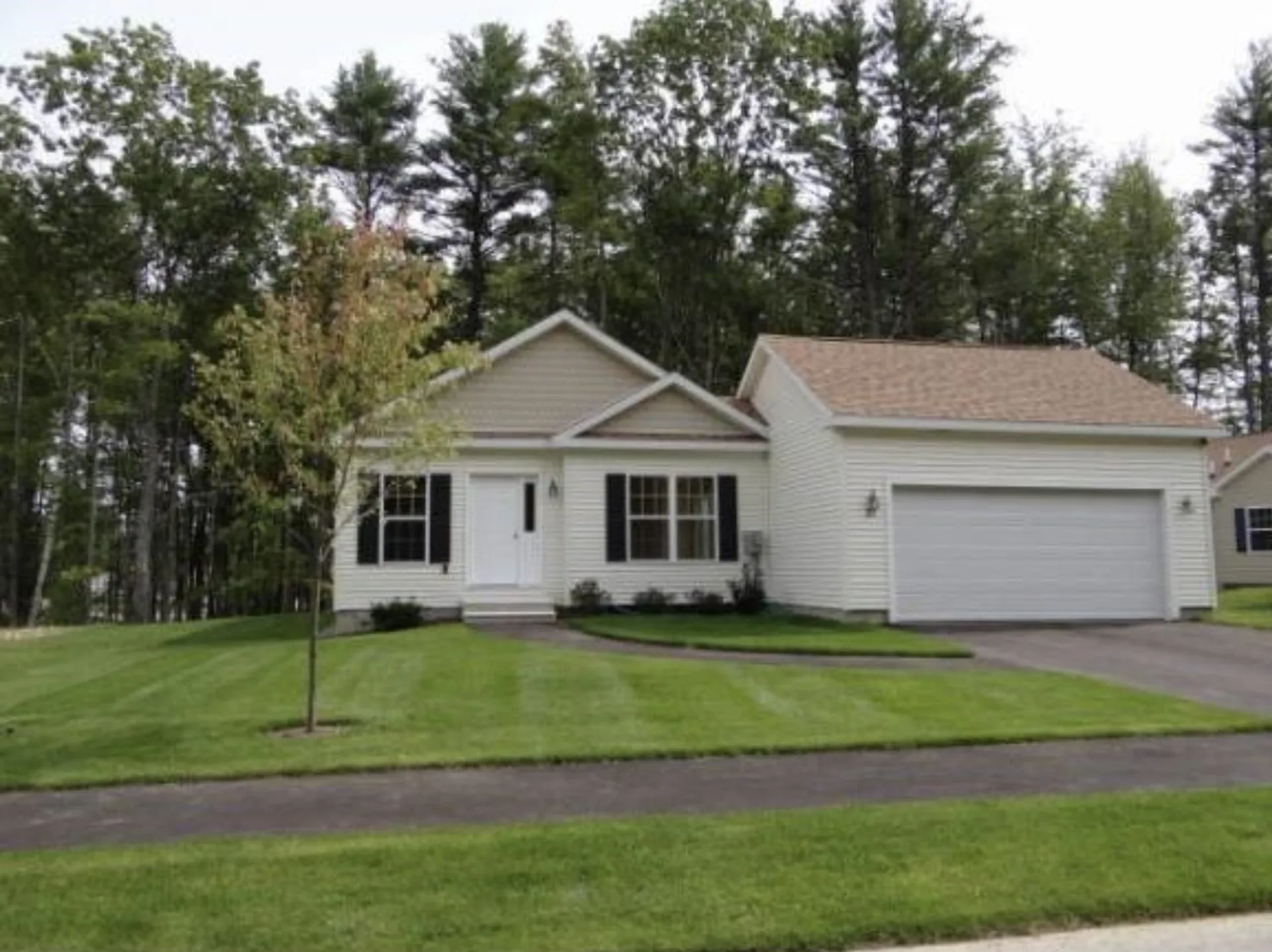 27 Siesta Lane Laconia NH 03246