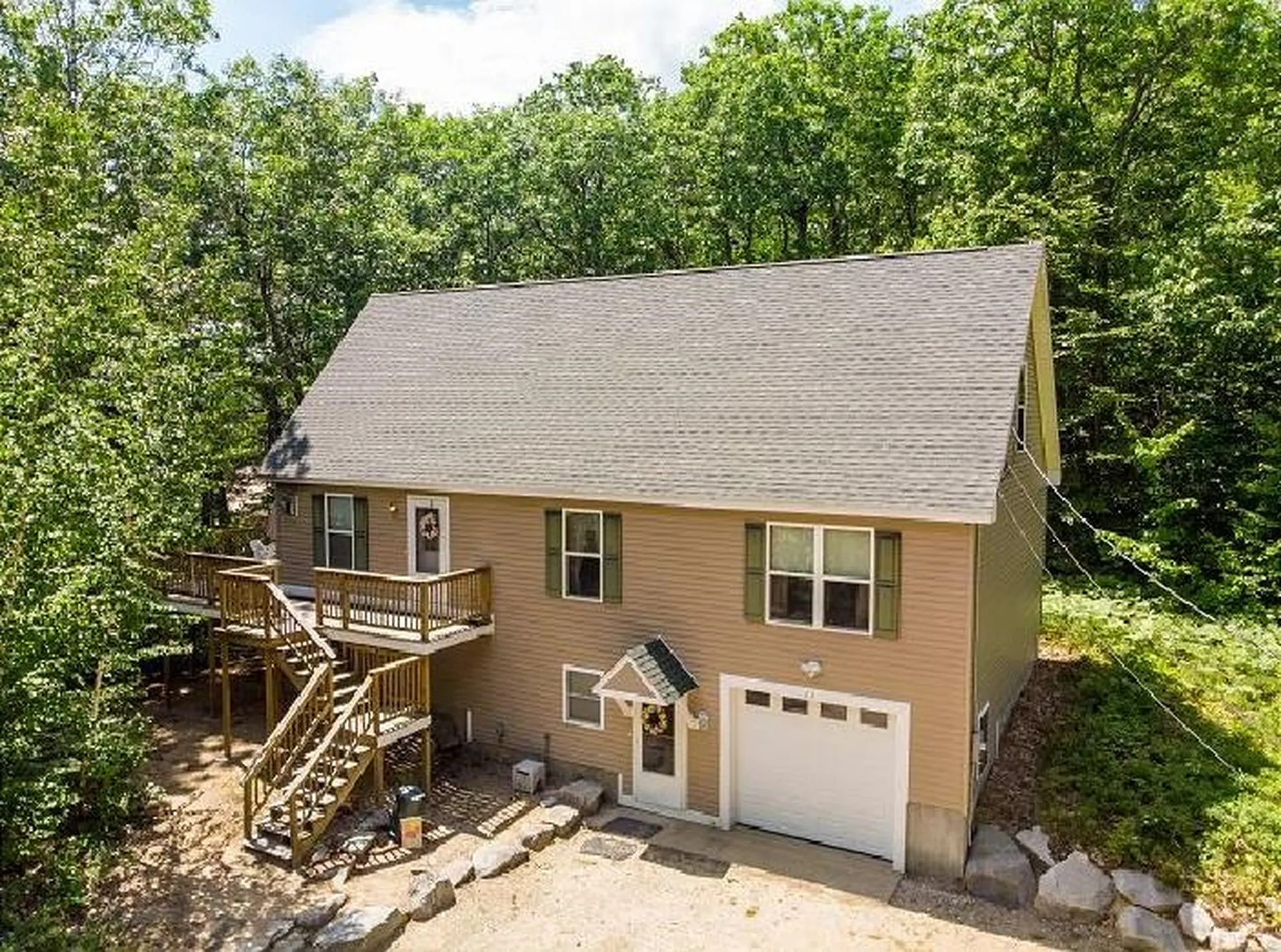 24 Upper Lakeview Drive Madison NH 03849