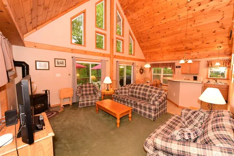 24 Upper Lakeview Drive Madison NH 03849
