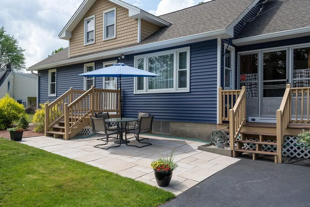 3 Paige Hill Road Goffstown NH 03045