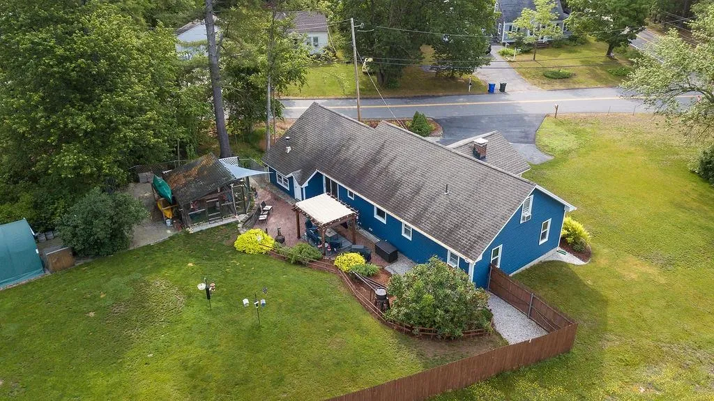 3 Paige Hill Road Goffstown NH 03045