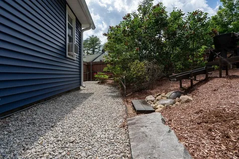 3 Paige Hill Road Goffstown NH 03045