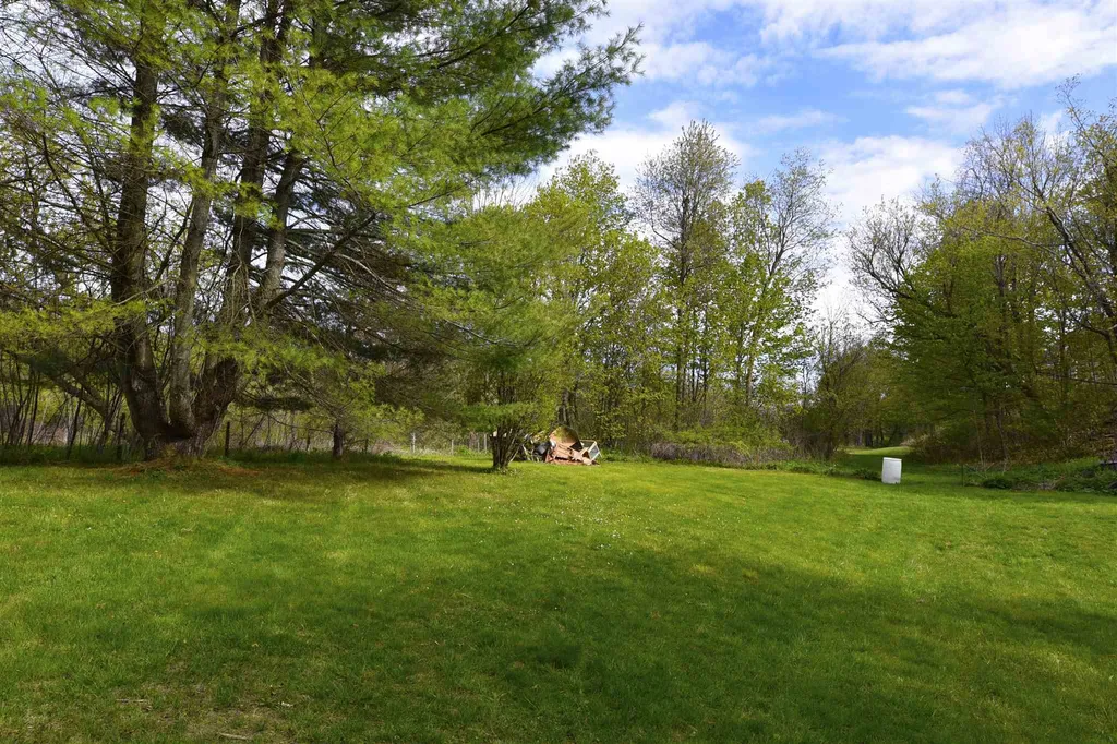 759 South Windsor Street Royalton VT 05032