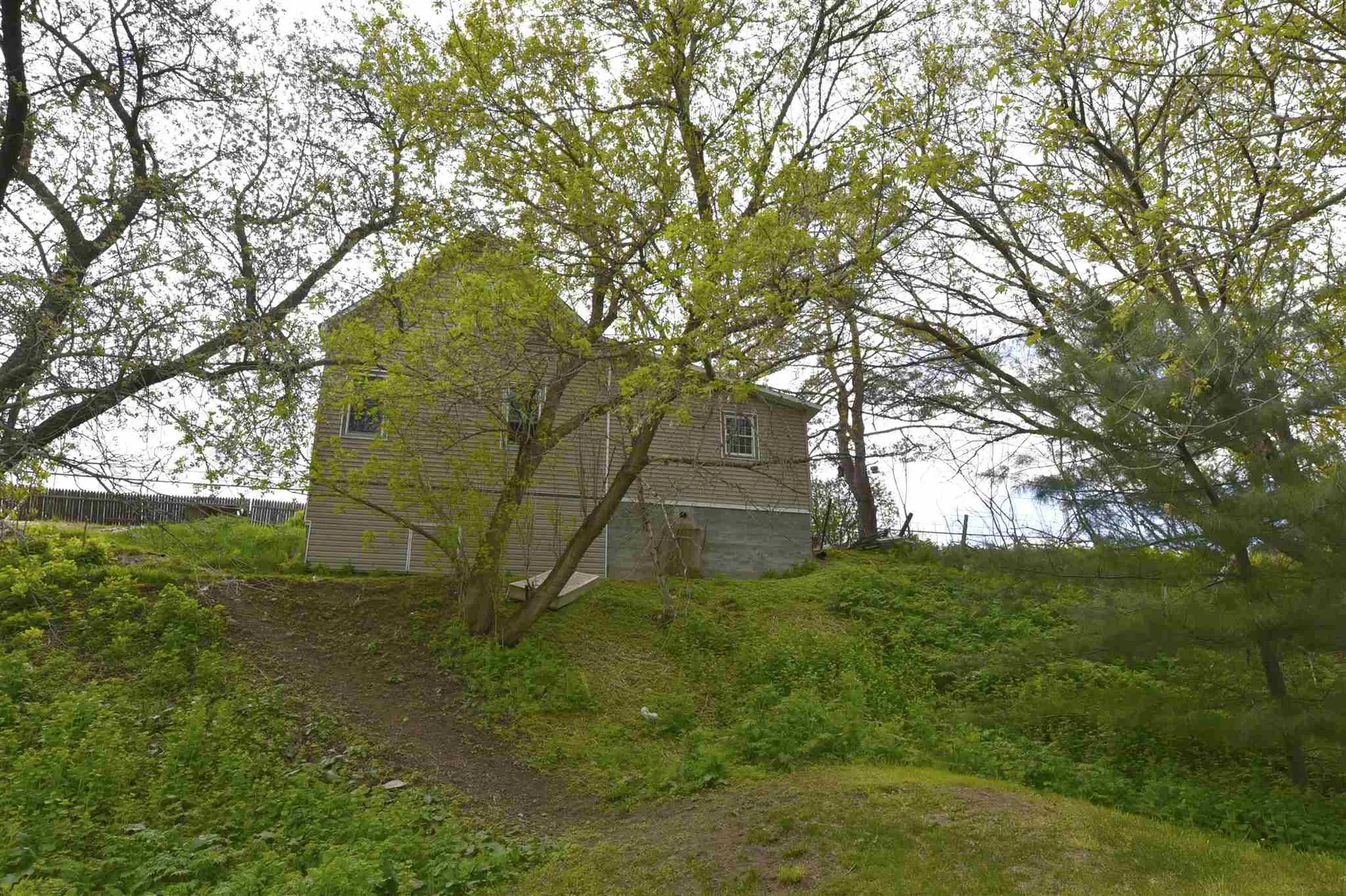 759 South Windsor Street Royalton VT 05032