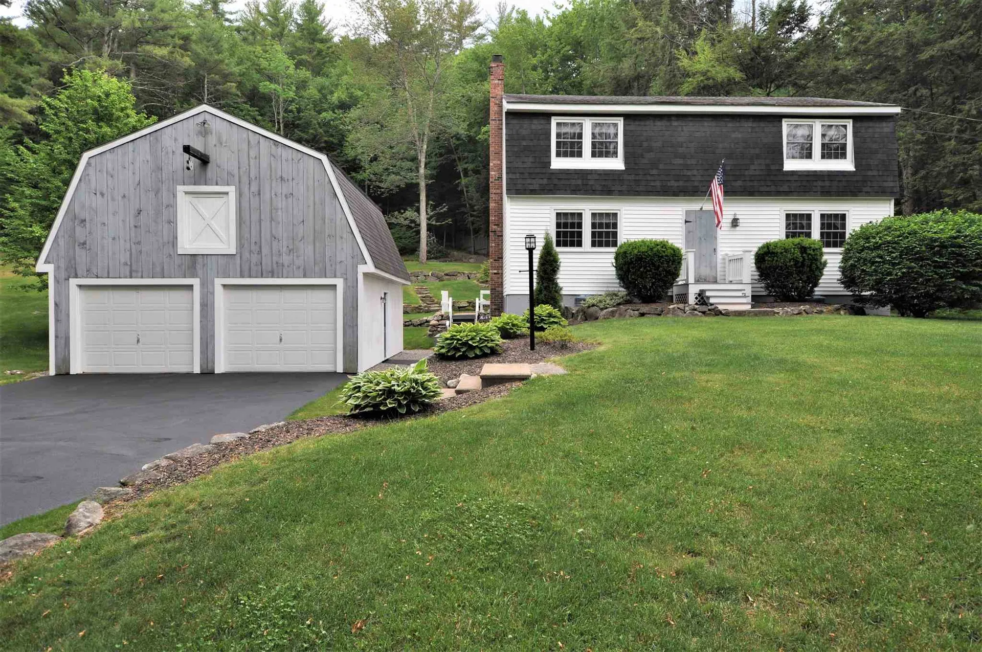 1123 River Road Weare NH 03281