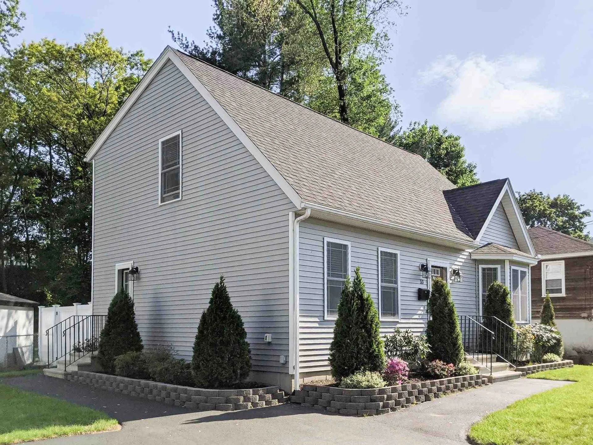 53 Gillis Street Nashua NH 03060