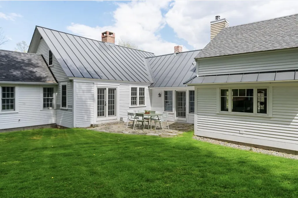 319 Burpee Hill Road New London NH 03257
