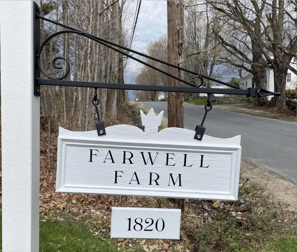319 Burpee Hill Road New London NH 03257