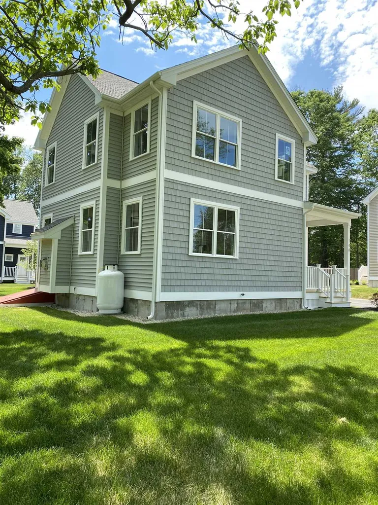 148 Mast Road Dover NH 03820