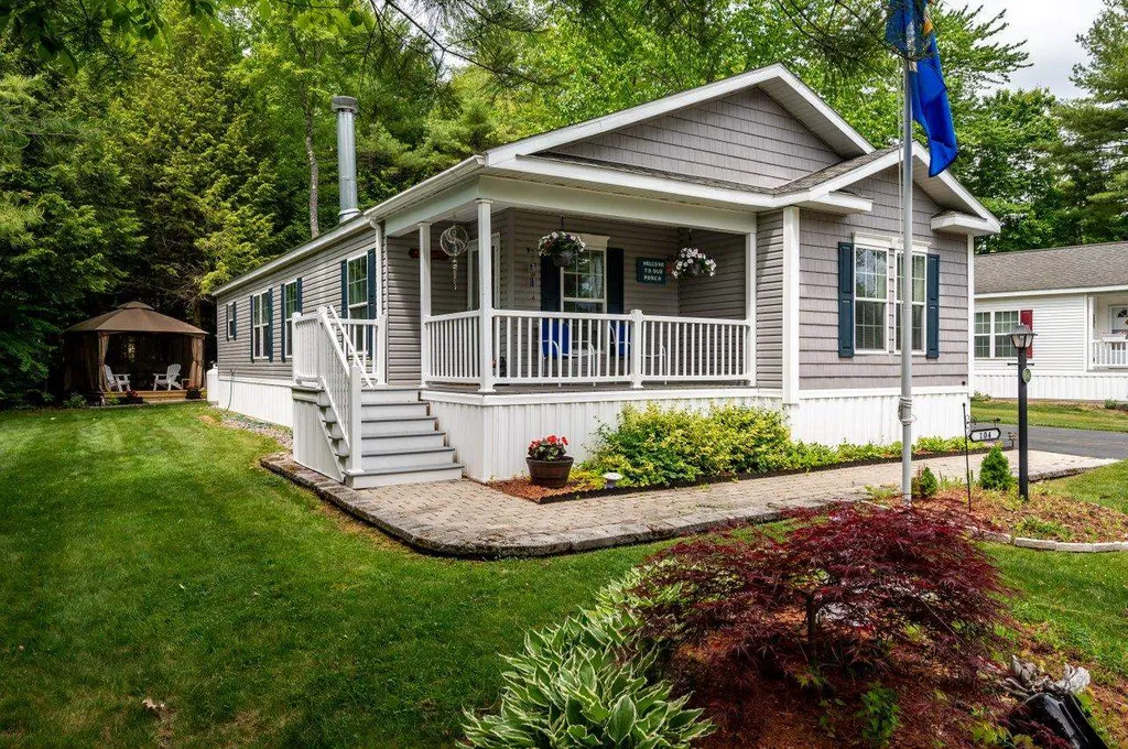 104 Big Bear Road Rochester NH 03868