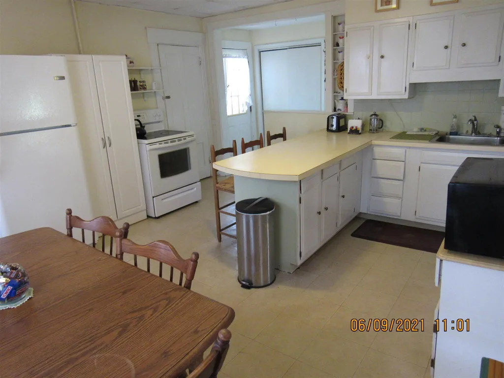 329 Harrison Street Manchester NH 03104