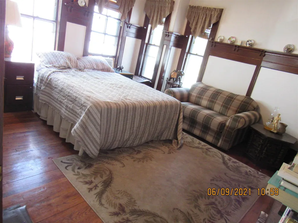 329 Harrison Street Manchester NH 03104