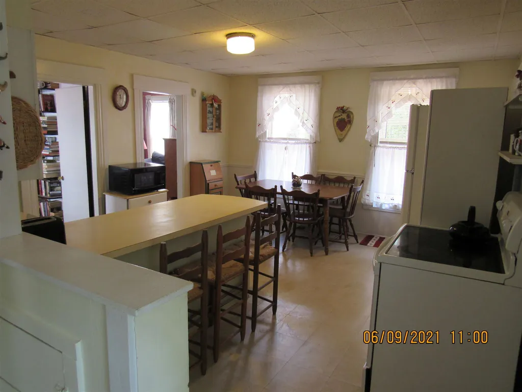 329 Harrison Street Manchester NH 03104