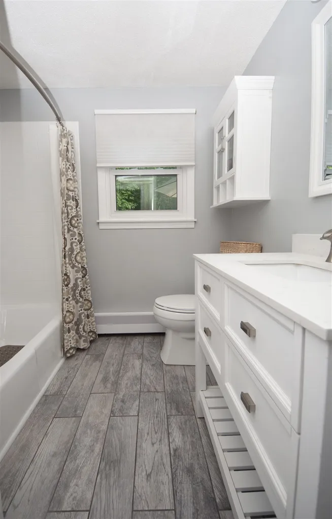 178 Fordway Extension Derry NH 03038