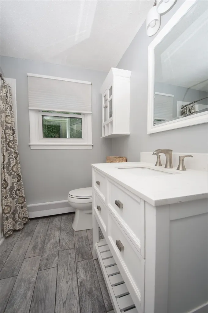 178 Fordway Extension Derry NH 03038