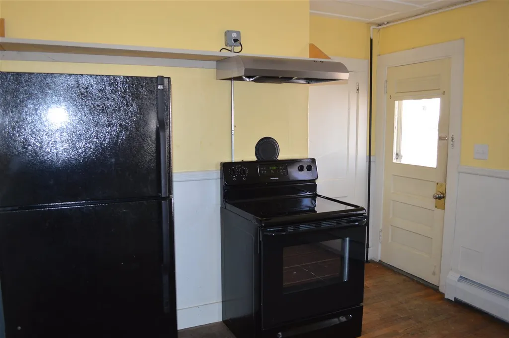 18 Broad Street Somersworth NH 03878