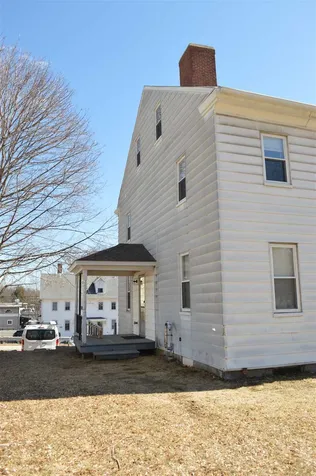 18 Broad Street Somersworth NH 03878
