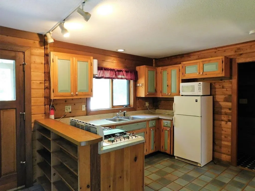 222 Governors Road Farmington NH 03835