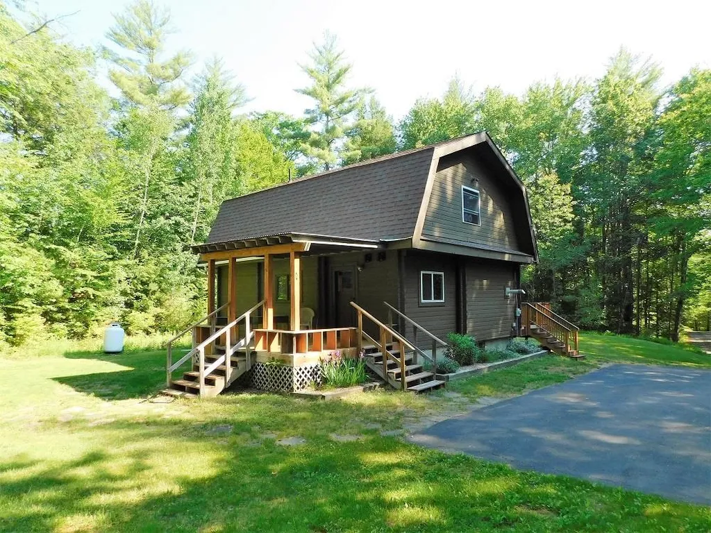 222 Governors Road Farmington NH 03835