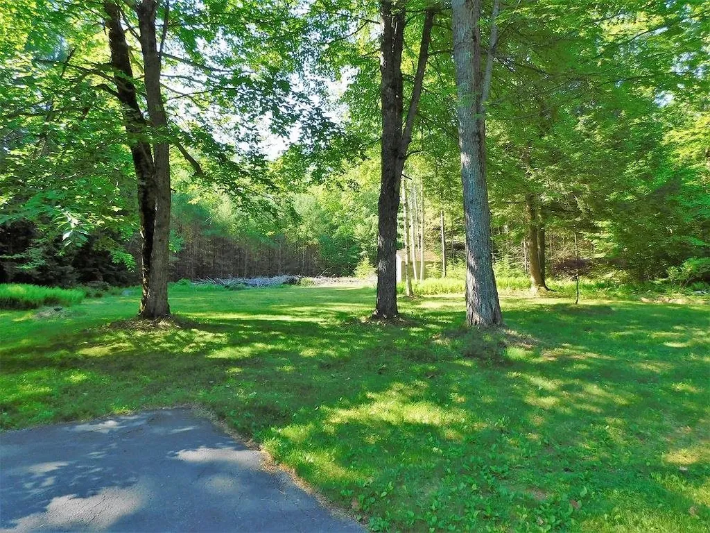 222 Governors Road Farmington NH 03835