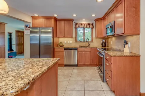 249 Cranwell Drive Manchester NH 03109