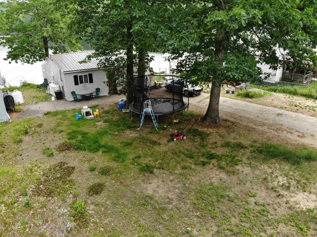 16 Glines Park Road Northfield NH 03276