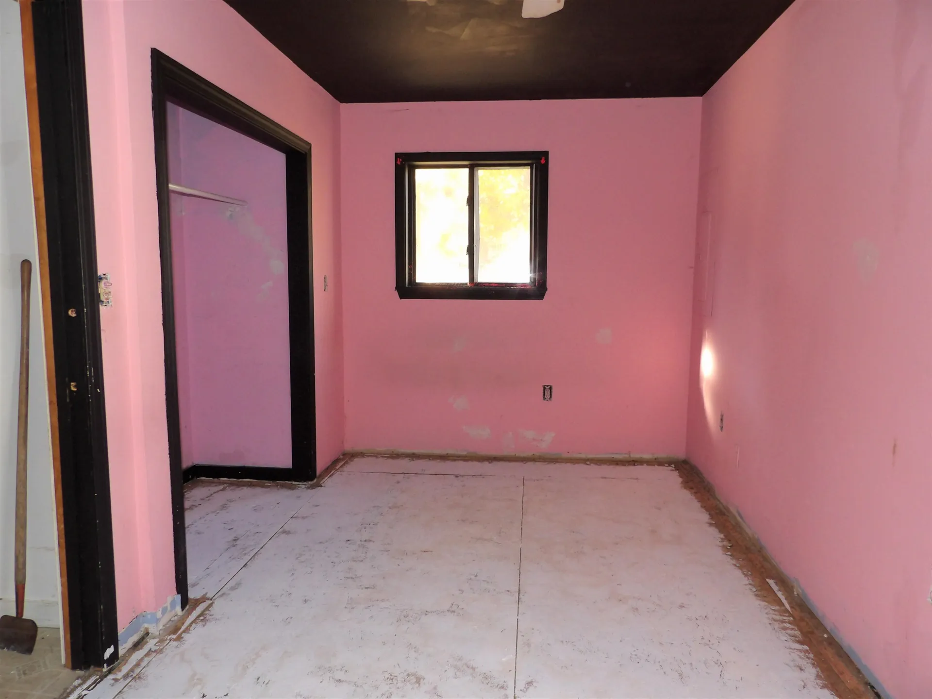 16 Glines Park Road Northfield NH 03276