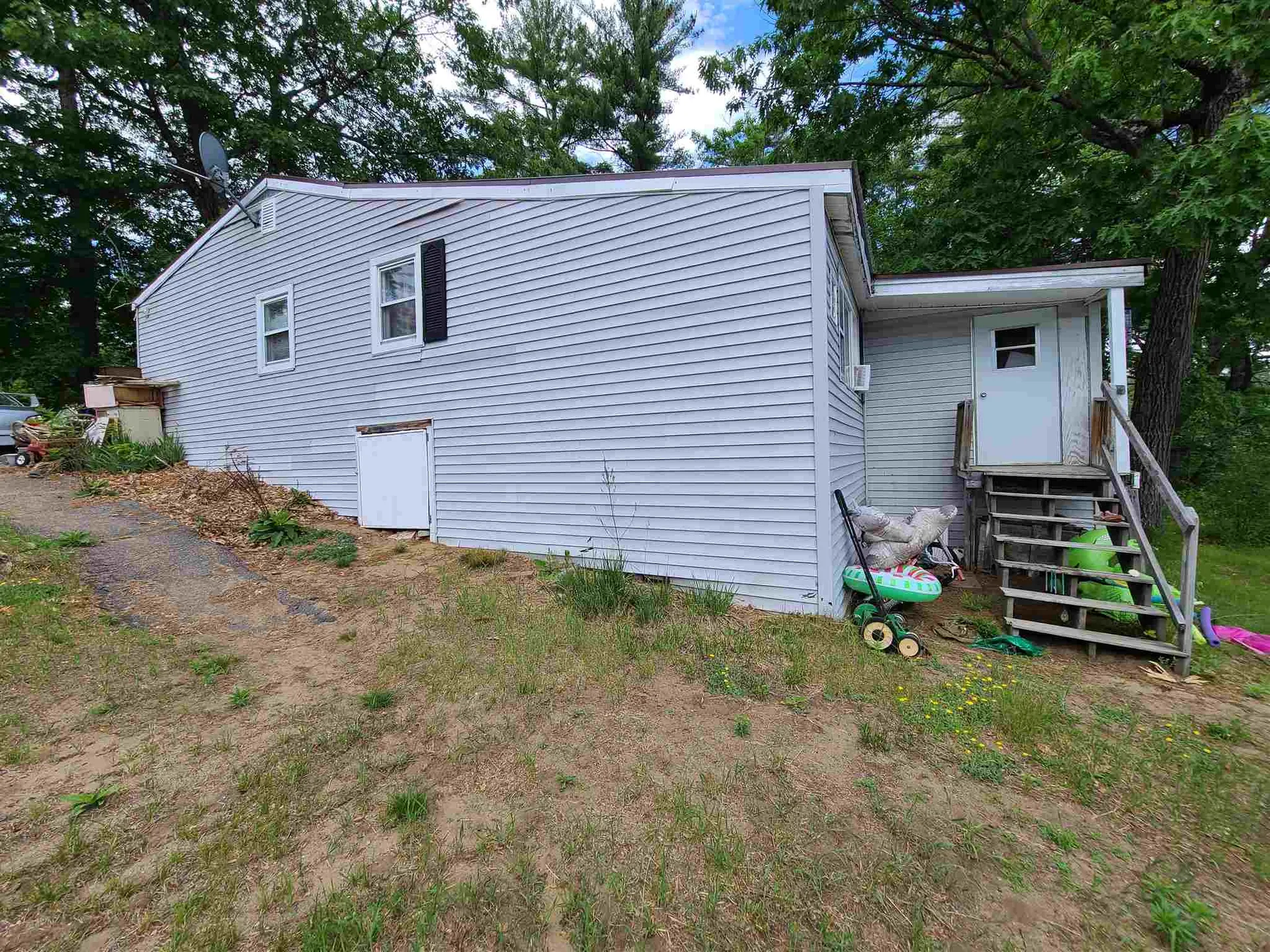 16 Glines Park Road Northfield NH 03276