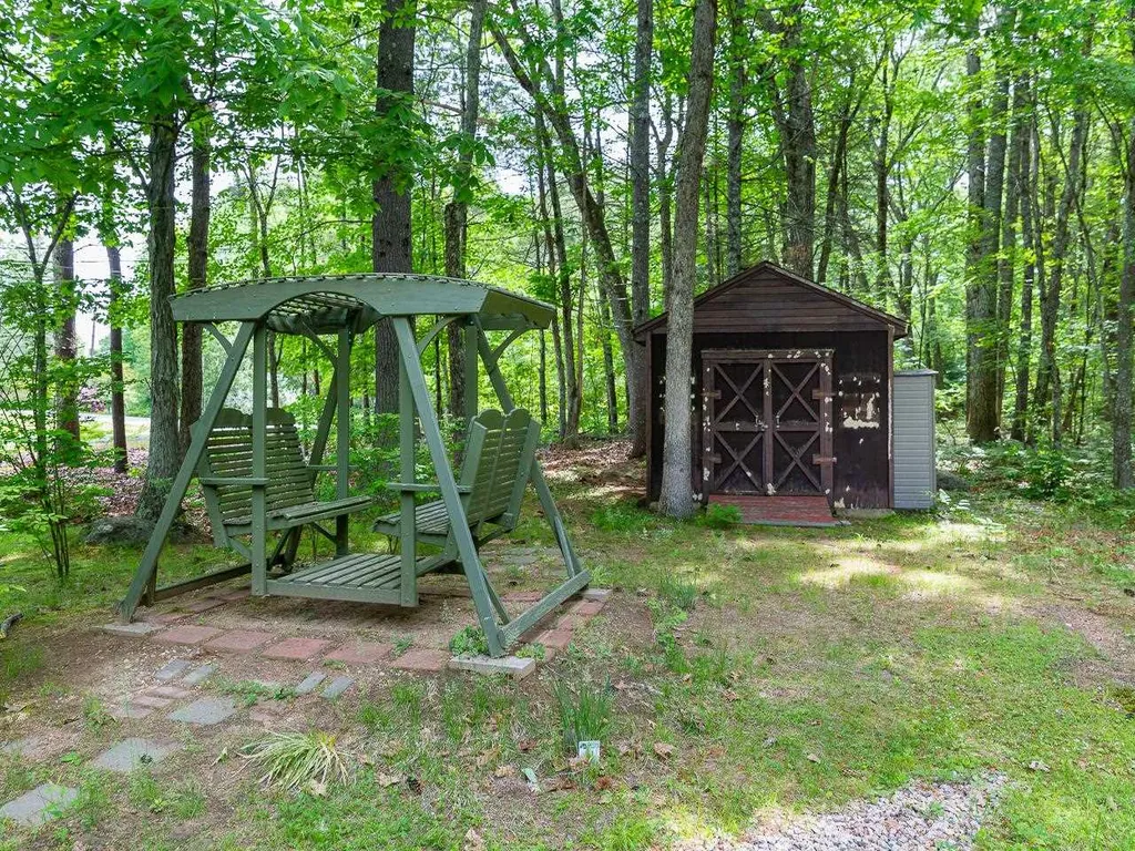 33 Meadowbrook Drive Barrington NH 03825