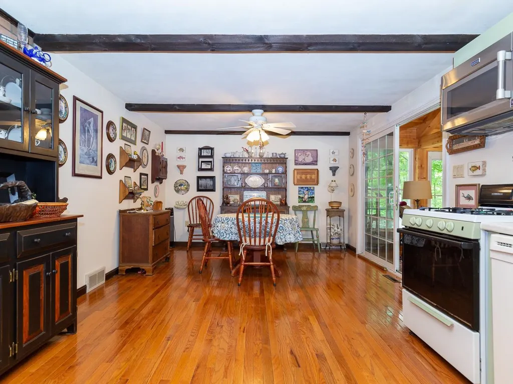 33 Meadowbrook Drive Barrington NH 03825