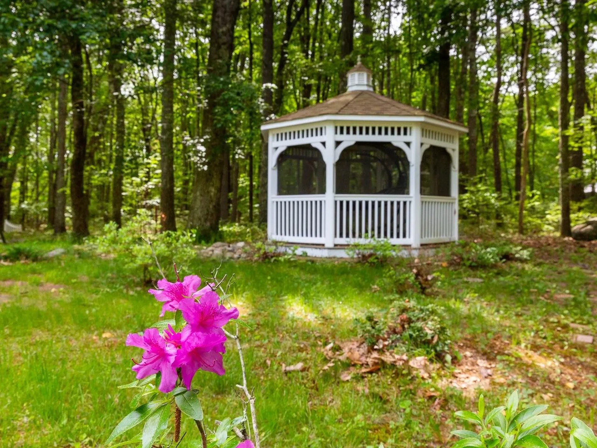 33 Meadowbrook Drive Barrington NH 03825