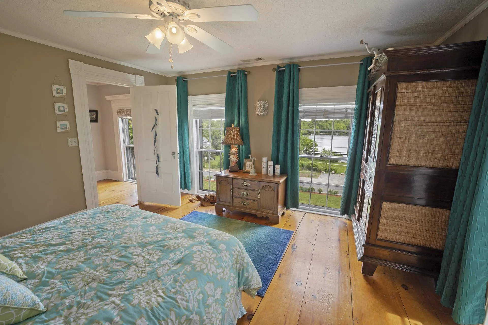 182 Center Street Wolfeboro NH 03894
