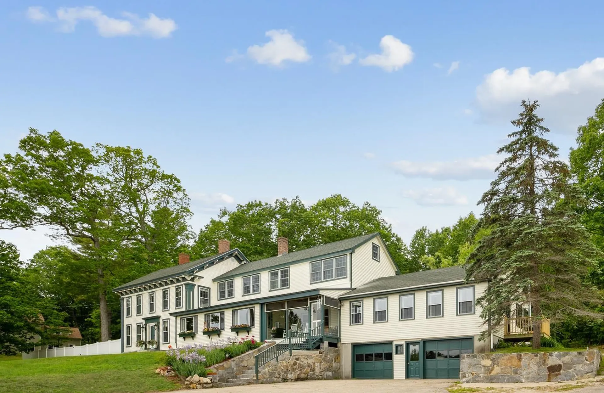 182 Center Street Wolfeboro NH 03894