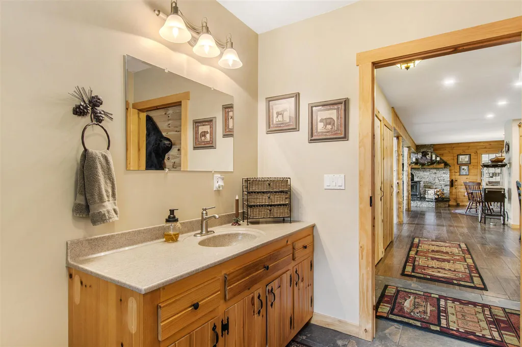 25 Landry Drive Pittsburg NH 03592
