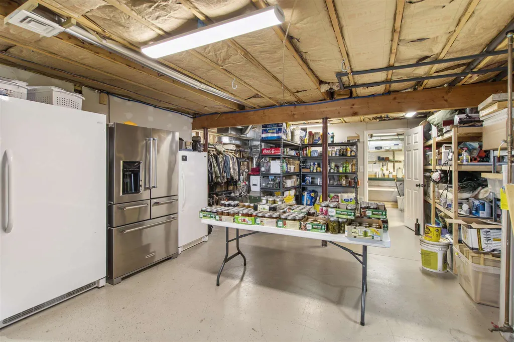 25 Landry Drive Pittsburg NH 03592