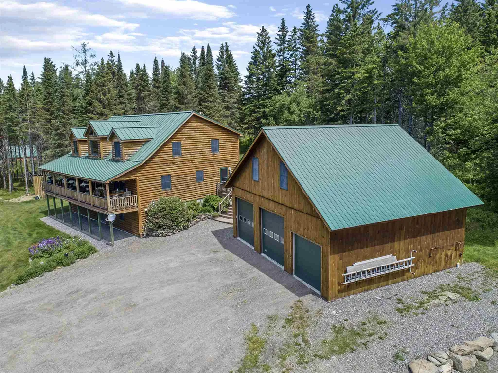 25 Landry Drive Pittsburg NH 03592