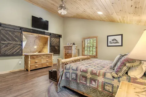 25 Landry Drive Pittsburg NH 03592