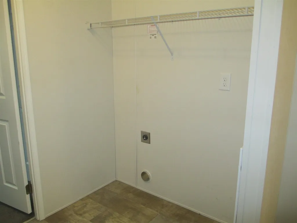 1 New Yorker Drive Allenstown NH 03275