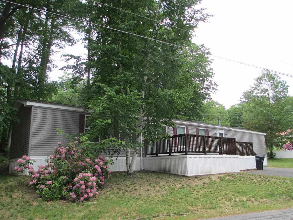 1 New Yorker Drive Allenstown NH 03275
