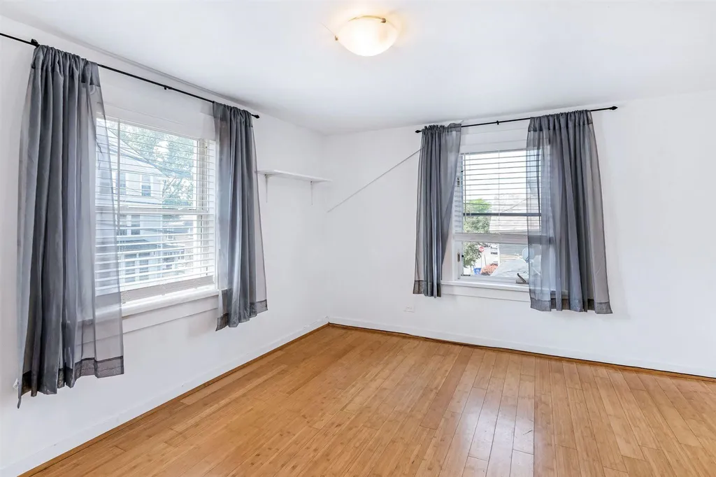 122 Maple Street Burlington VT 05401